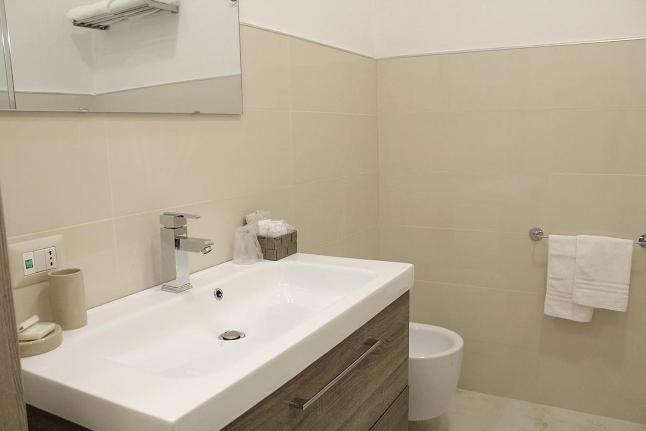Antonietta De Pace Rooms By Napoli Milionaria B&B Exterior photo